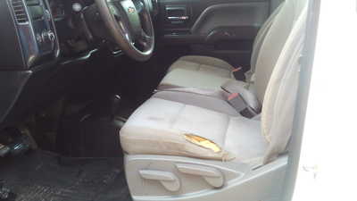 2015 Chevrolet 2500 Ext Cab, $13998. Photo 5