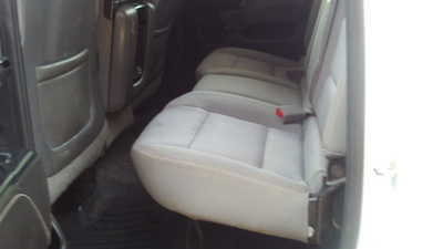 2015 Chevrolet 2500 Ext Cab, $13998. Photo 6