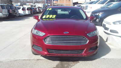 2016 Ford Fusion, $6995. Photo 3