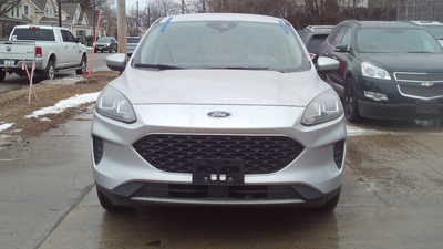 2020 Ford Escape, $9995. Photo 3