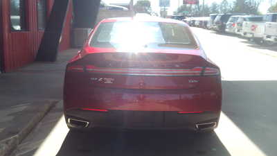 2016 Lincoln MKZ, $9995. Photo 4