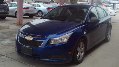 2013 Chevrolet Cruze, $5995. Photo 2