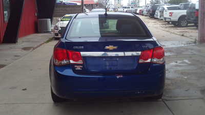 2013 Chevrolet Cruze, $5995. Photo 4