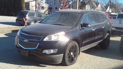 2011 Chevrolet Traverse, $4795. Photo 2
