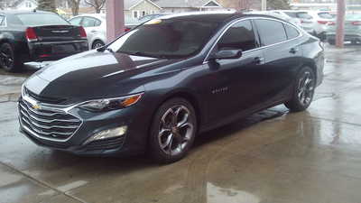 2021 Chevrolet Malibu, $13500. Photo 2