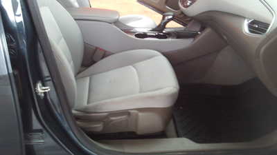 2021 Chevrolet Malibu, $13500. Photo 7