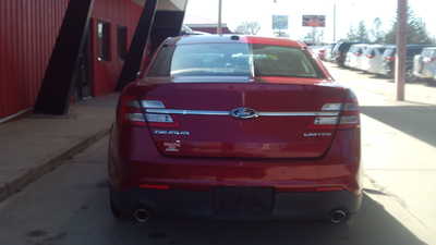 2015 Ford Taurus, $7998. Photo 4