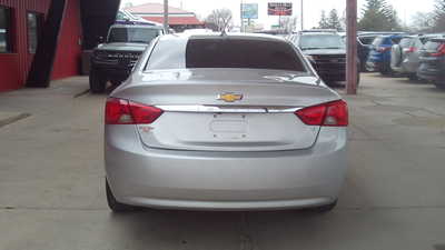 2019 Chevrolet Impala, $8495. Photo 4