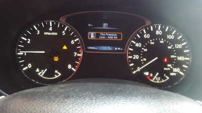 2017 Nissan Altima, $8995. Photo 8
