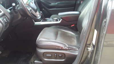 2015 Ford Explorer, $8995. Photo 5
