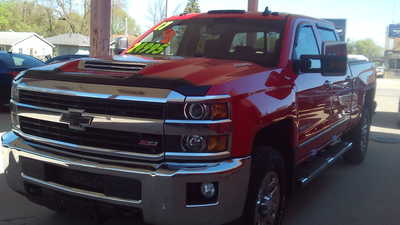 2017 Chevrolet 3500 Crew Cab, $24995. Photo 2