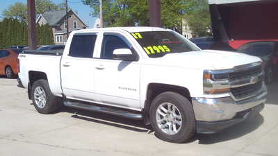2017 Chevrolet 1500 Crew Cab, $17500. Photo 1