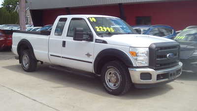 2014 Ford F250 Ext Cab, $22998. Photo 1