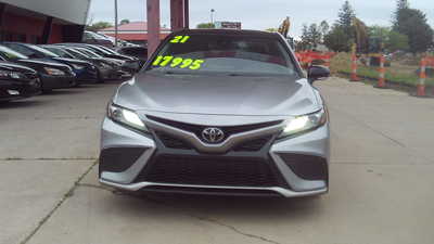 2021 Toyota Camry, $17995. Photo 3