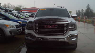 2018 GMC 1500 Crew Cab, $18998. Photo 3