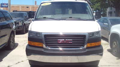 2022 GMC Van,Cargo, $17998. Photo 3
