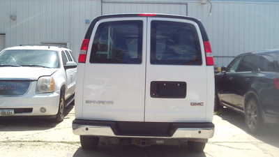 2022 GMC Van,Cargo, $17998. Photo 4