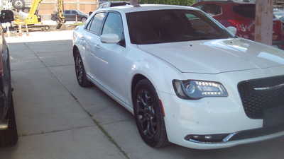 2017 Chrysler 300, $9995. Photo 1