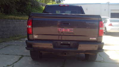 2014 GMC 1500 Ext Cab, $12998. Photo 4