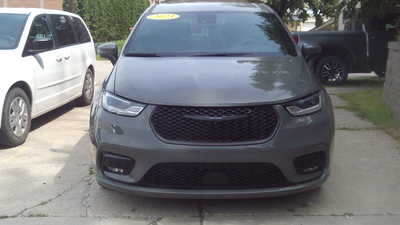 2023 Chrysler Pacifica, $18998. Photo 3