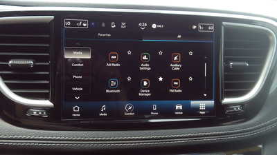 2023 Chrysler Pacifica, $18998. Photo 10