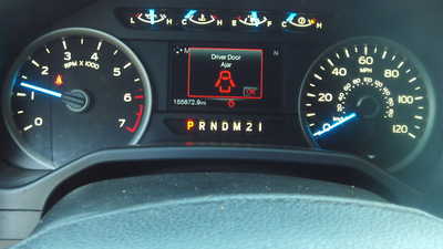 2015 Ford F150 Crew Cab, $11998. Photo 9
