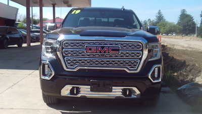 2019 GMC 1500 Crew Cab, $25998. Photo 3