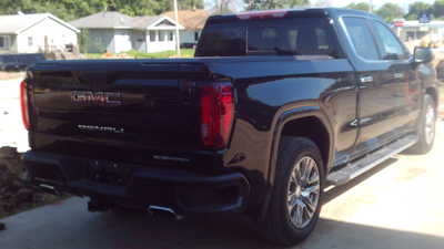 2019 GMC 1500 Crew Cab, $25998. Photo 4