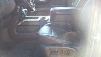 2019 GMC 1500 Crew Cab, $25998. Photo 5
