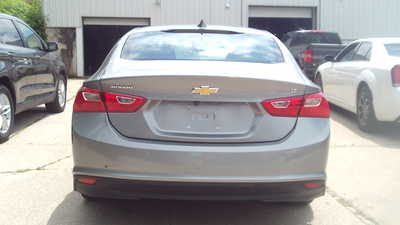 2023 Chevrolet Malibu, $13998. Photo 3