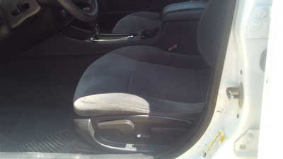 2011 Chevrolet Impala, $2500. Photo 5