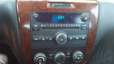 2011 Chevrolet Impala, $2500. Photo 10