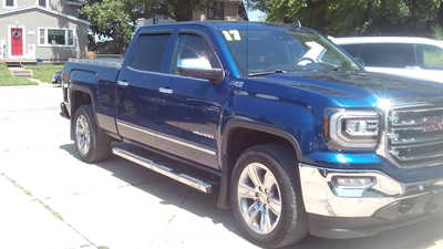 2017 GMC 1500 Crew Cab, $12998. Photo 1