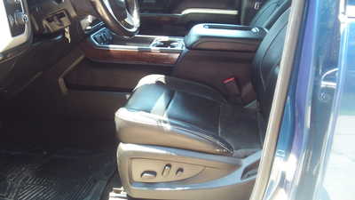 2017 GMC 1500 Crew Cab, $12998. Photo 5