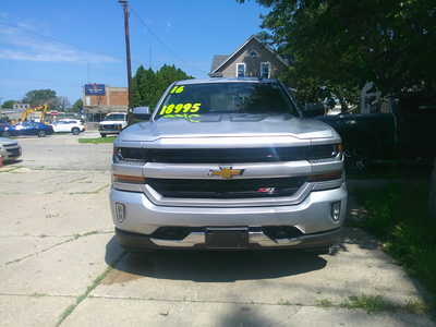 2016 Chevrolet 1500 Crew Cab, $18998. Photo 3
