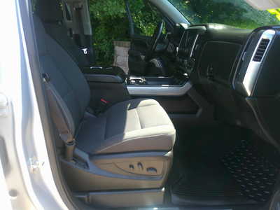 2016 Chevrolet 1500 Crew Cab, $18998. Photo 7