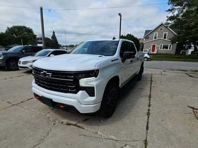 2024 Chevrolet 1500 Crew Cab, $48998. Photo 2
