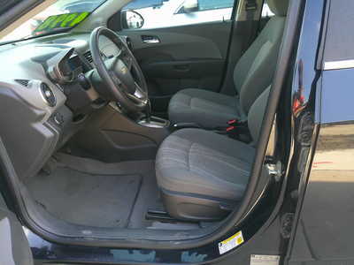 2015 Chevrolet Sonic, $4995. Photo 5