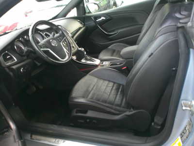 2016 Buick Cascada, $8995. Photo 5