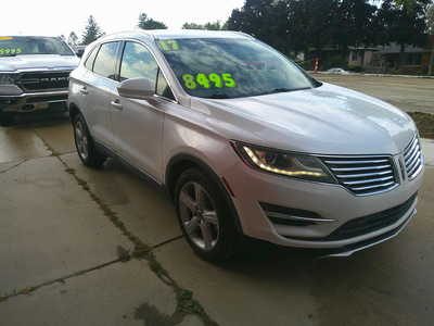 2016 Lincoln MKC, $8495. Photo 1