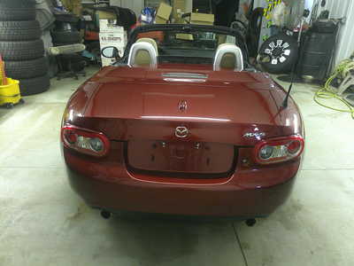 2011 Mazda Miata, $15995. Photo 4