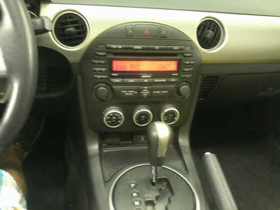 2011 Mazda Miata, $15995. Photo 9