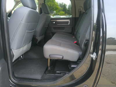 2015 RAM 2500 Crew Cab, $23995. Photo 5