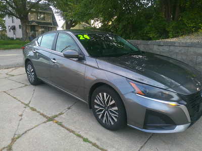 2024 Nissan Altima, $11995. Photo 1
