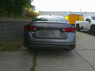 2024 Nissan Altima, $11995. Photo 4
