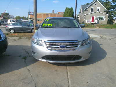 2012 Ford Taurus, $3995. Photo 3