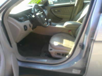 2012 Ford Taurus, $3995. Photo 5