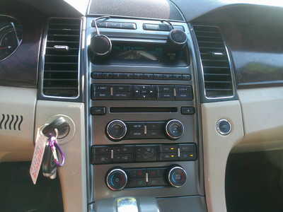 2012 Ford Taurus, $3995. Photo 10