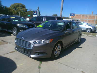 2013 Ford Fusion, $3998. Photo 2