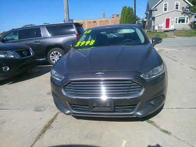 2013 Ford Fusion, $3998. Photo 3